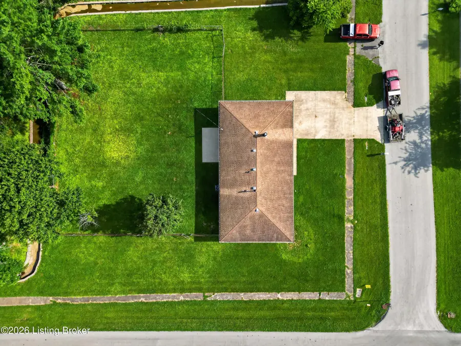 450 Pearman Ave, Radcliff, KY 40160 - #2