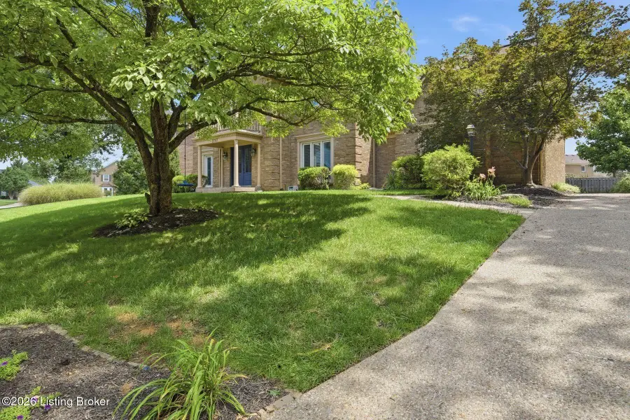 2707 Sycamore Woods Ct, Louisville, KY 40241 - #2