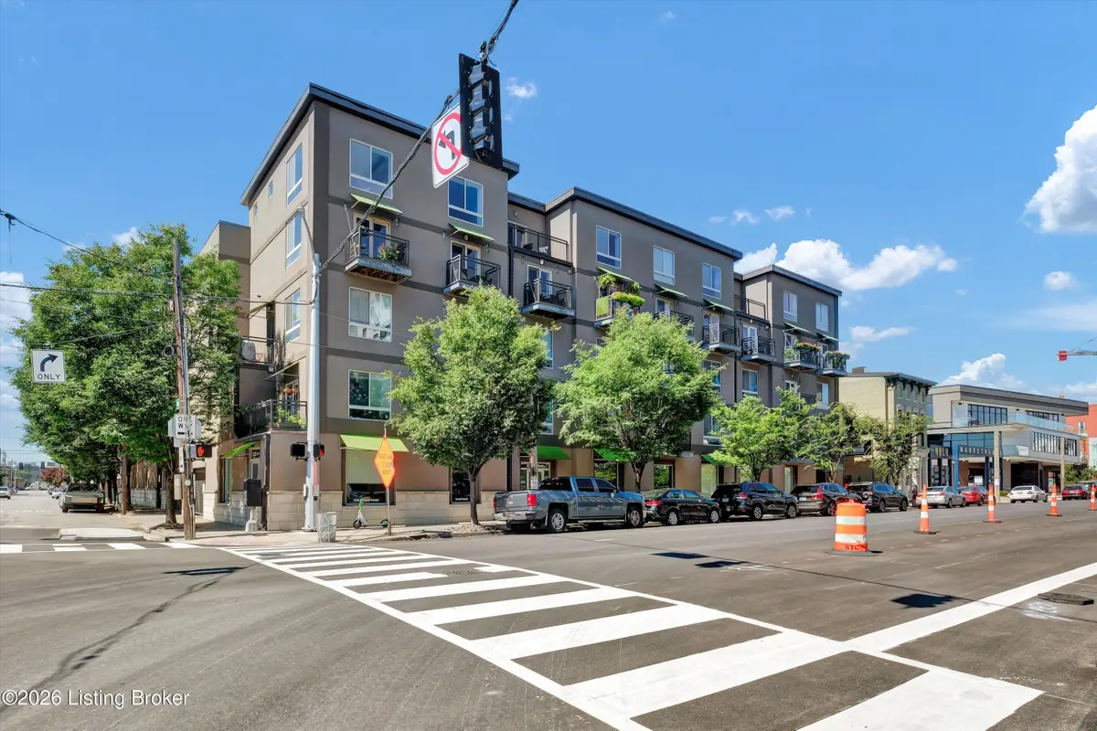110 S Campbell St #313, Louisville, KY 40206 - #1