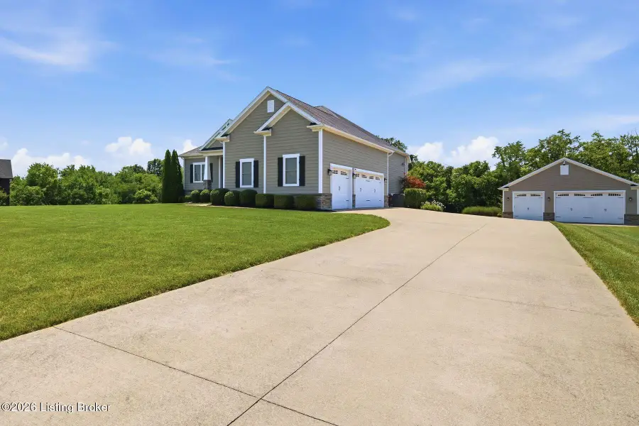 710 Fox Lair Blvd, Fisherville, KY 40023 - #3