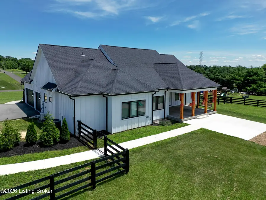4920 Sycamore Run Dr, La Grange, KY 40031 - #2