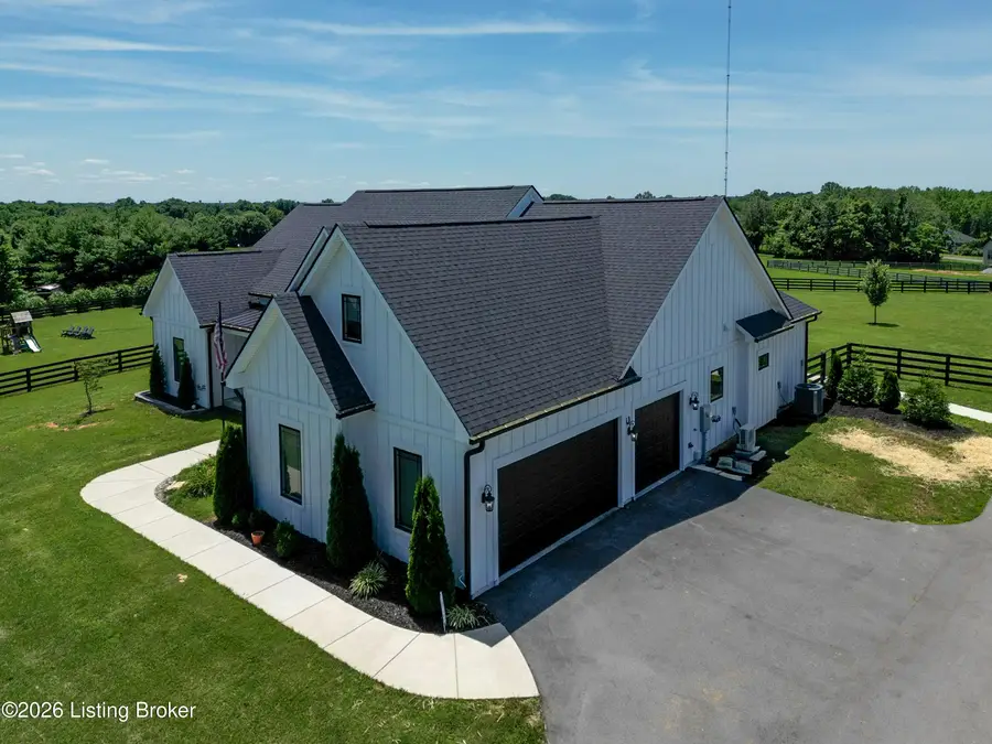 4920 Sycamore Run Dr, La Grange, KY 40031 - #3