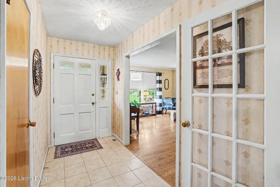 10207 Eve Dr, Louisville, KY 40272 - #3