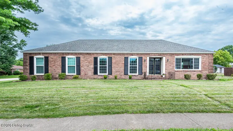 7411 Six Mile Ln, Louisville, KY 40220 - #1