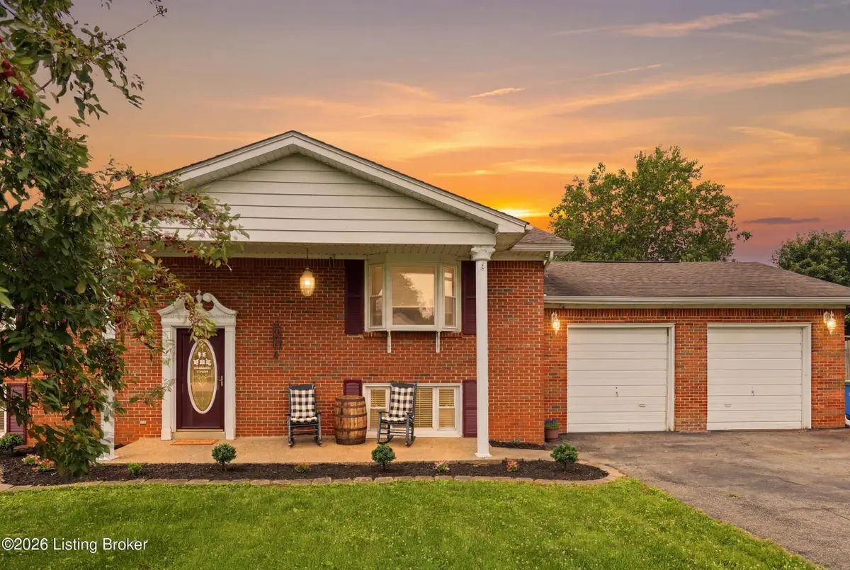 225 Melwood Dr, Shepherdsville, KY 40165 - #1