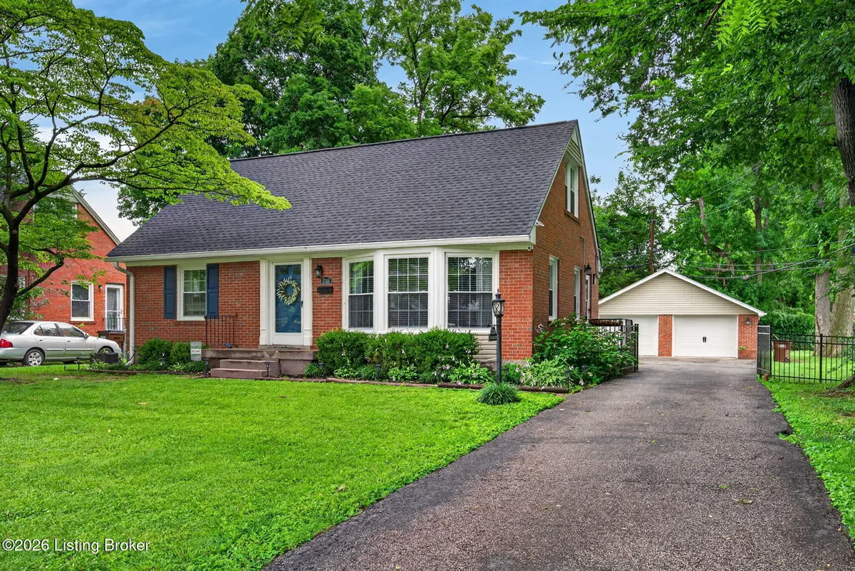 3745 Glenmeade Rd, Louisville, KY 40218 - #1