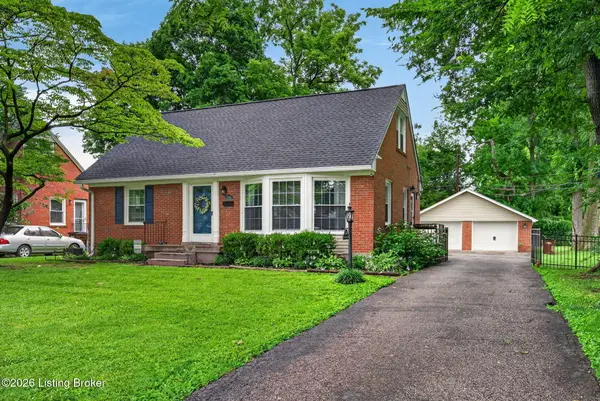 3745 Glenmeade Rd, Louisville, KY 40218