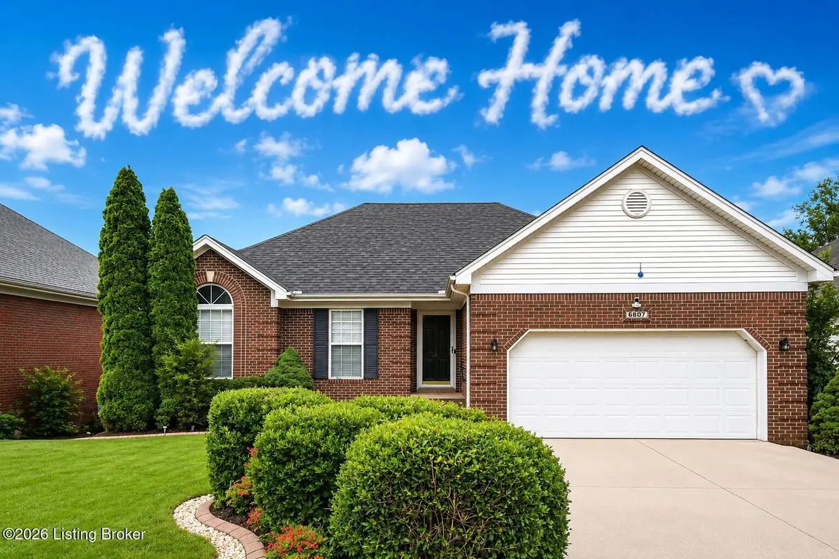 6807 Brighton Springs Ln, Louisville, KY 40291 - #1