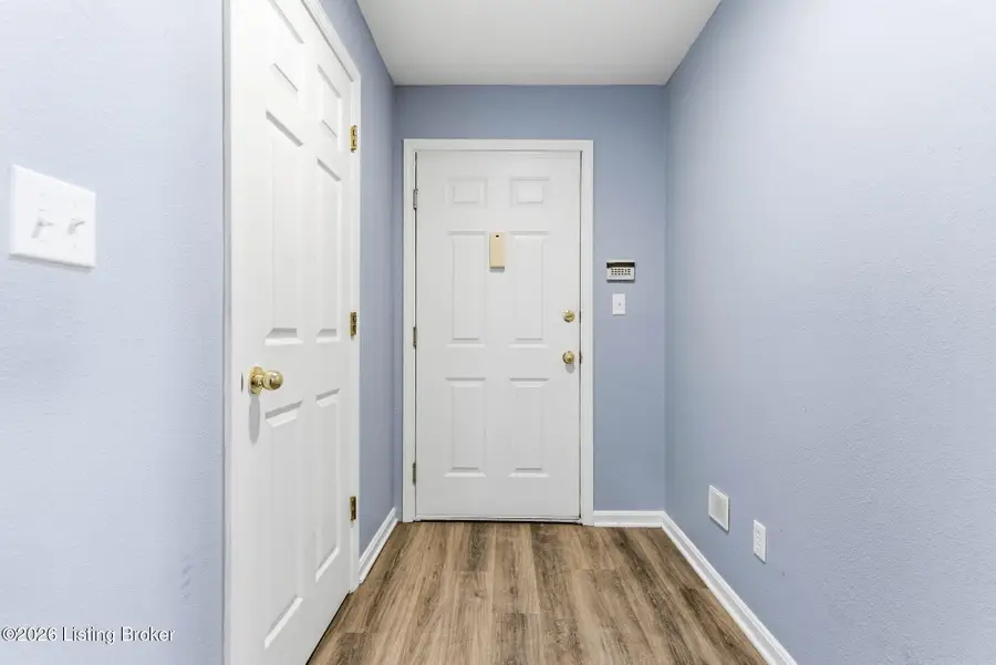 3200 Renwood Blvd, Louisville, KY 40214 - #3