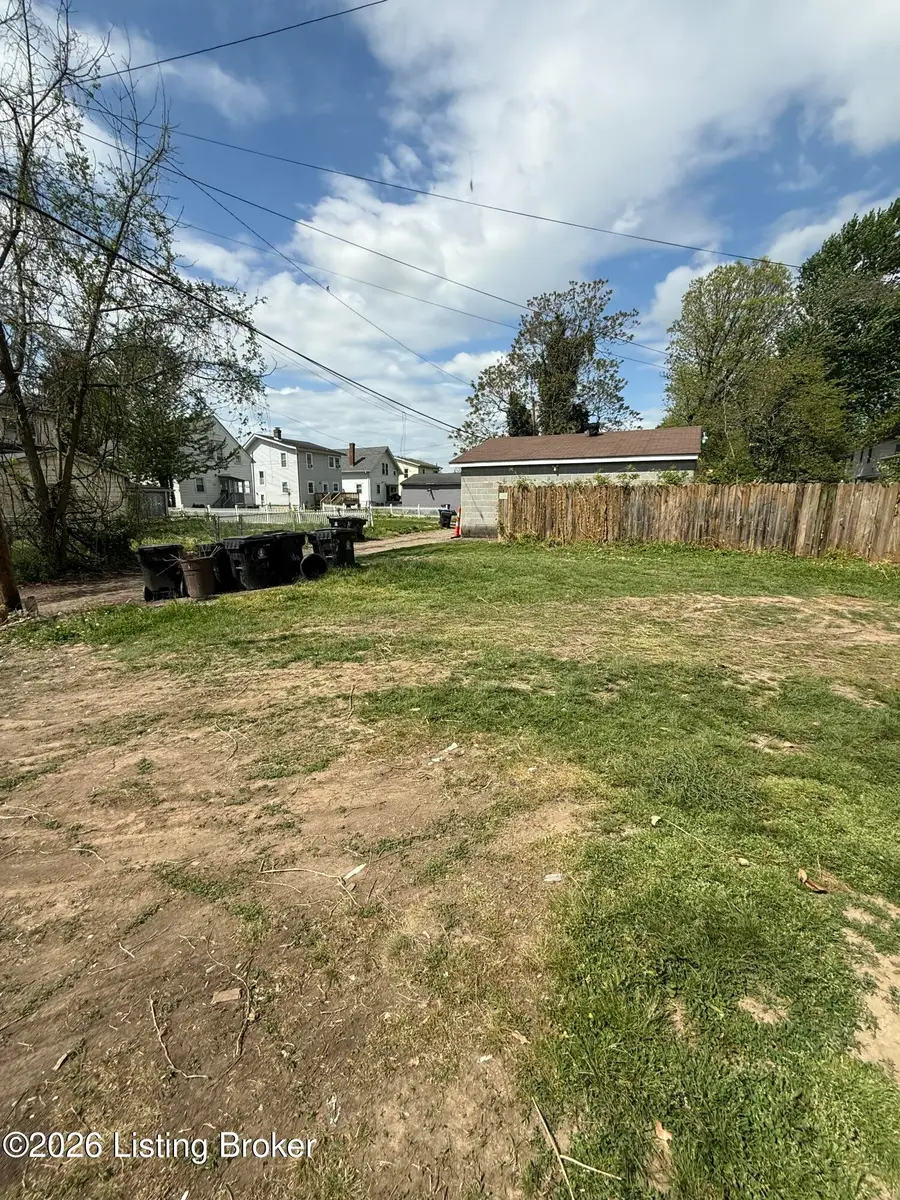 4616 W Broadway, Louisville, KY 40211 - #3