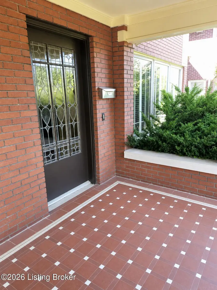 2107 Eastern Pkwy, Louisville, KY 40204 - #2