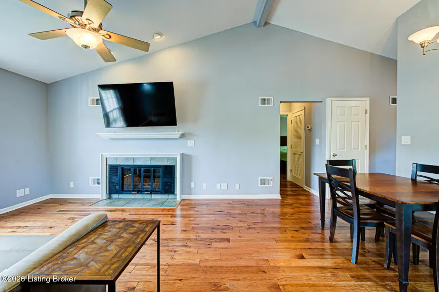 636 Cobblestone Square #636, Louisville, KY 40223 - #3