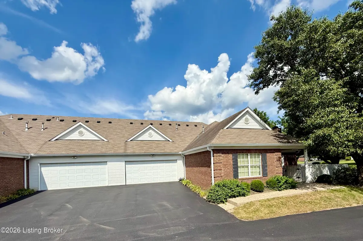 907 Spring Glen Way, Lyndon, KY 40242 - #1
