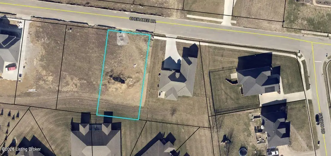 201 Cherokee Dr, Shelbyville, KY 40065 - #1