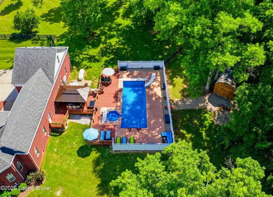 1725 Onan Rd, Frankfort, KY 40601 - #3