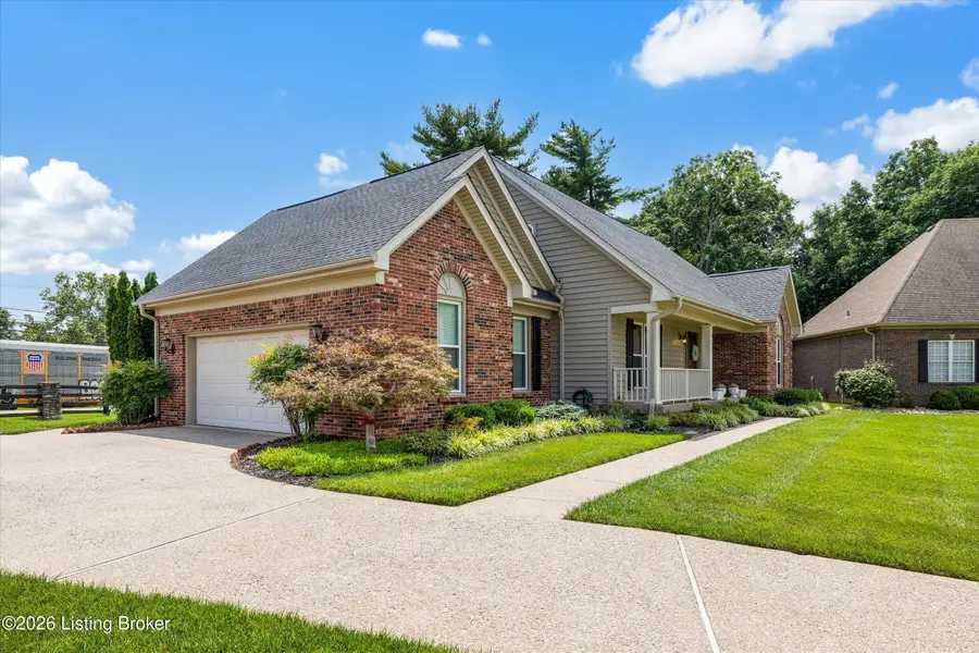 8702 Valeridge Ct, Louisville, KY 40242 - #3