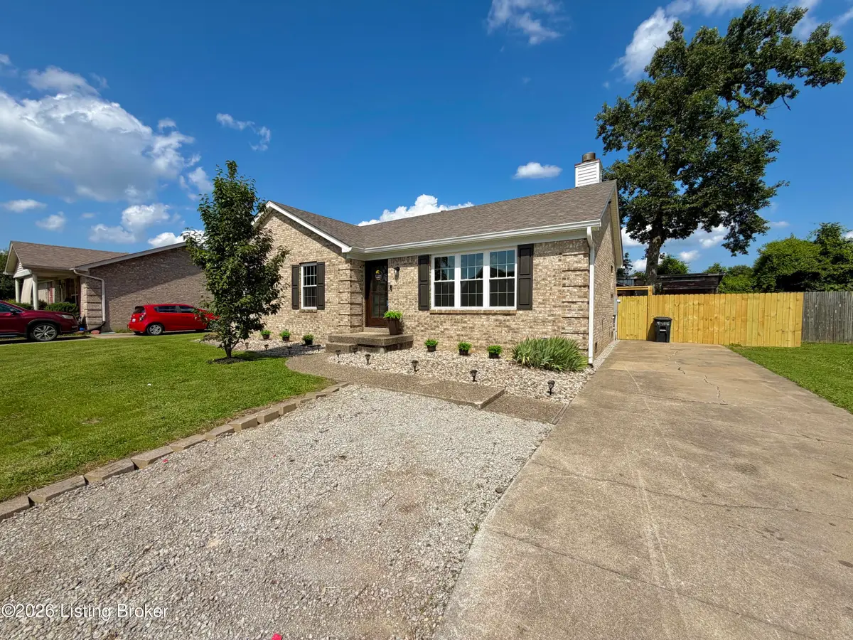 238 Tara Cir, Shepherdsville, KY 40165 - #1