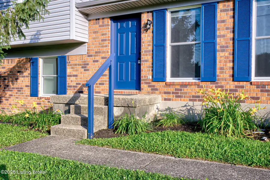 4318 Cara Way, Louisville, KY 40299 - #2