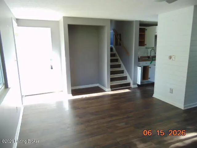 4815 Redmon Ct, Louisville, KY 40291 - #2