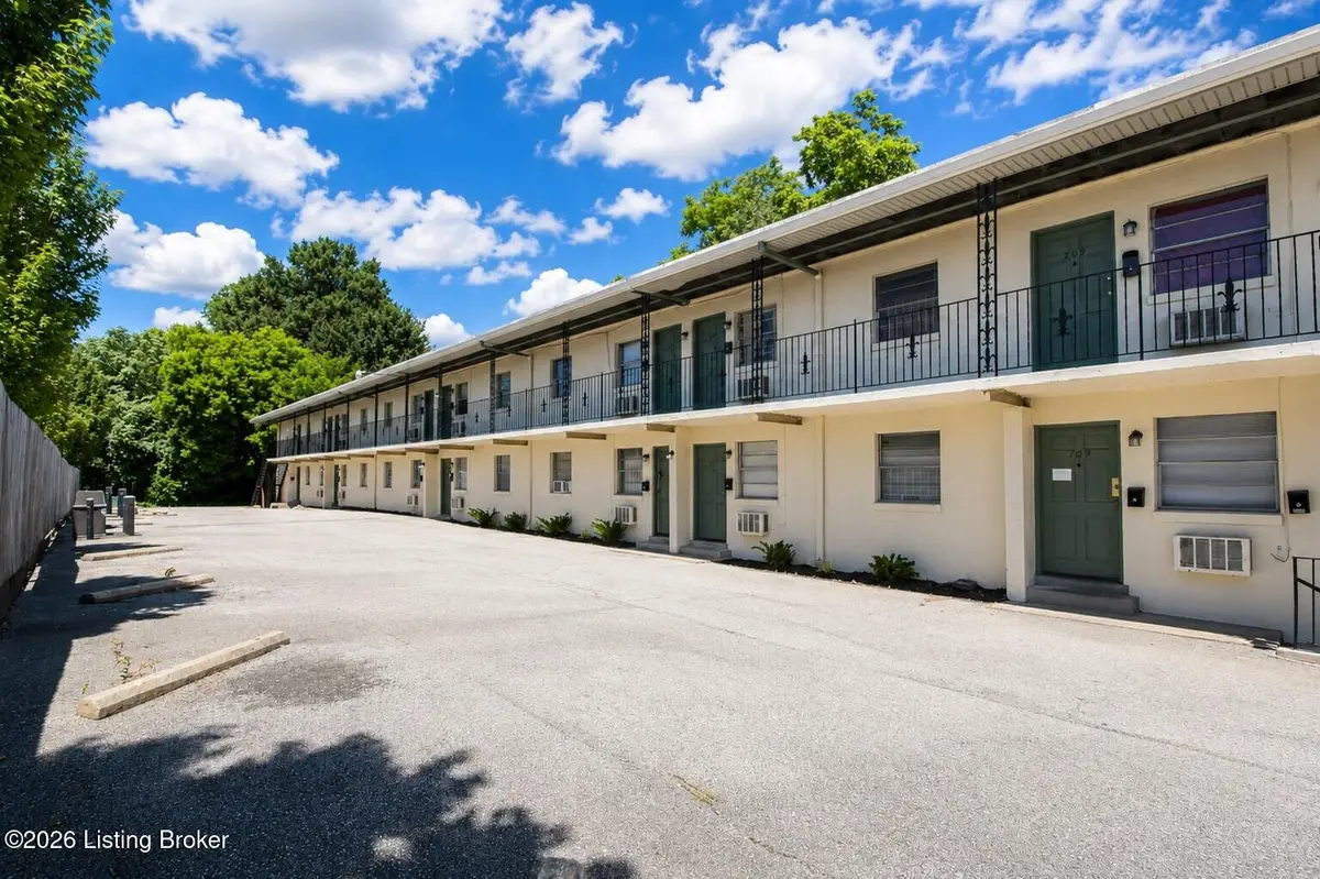 1122 Garvin Pl, Louisville, KY 40203 - #1