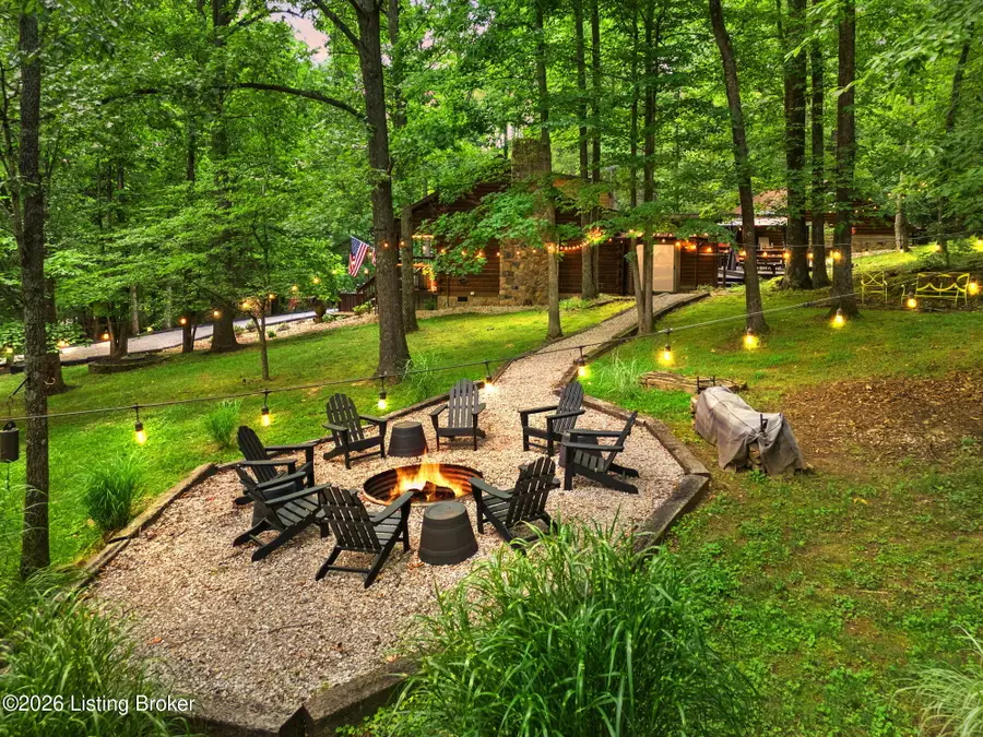 3250 N Shamrock Ln, Birdseye, IN 47513 - #2