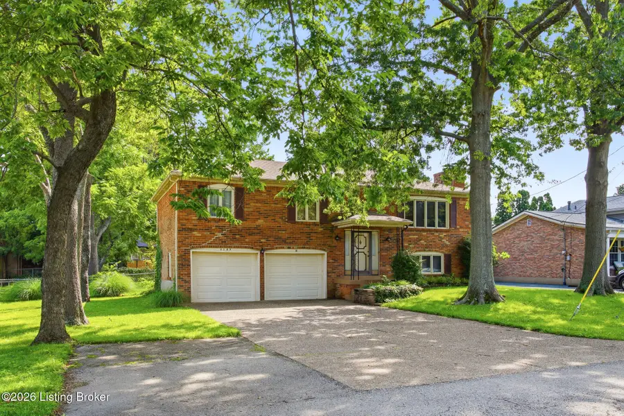 2109 Bridlewood Dr, Louisville, KY 40299 - #2