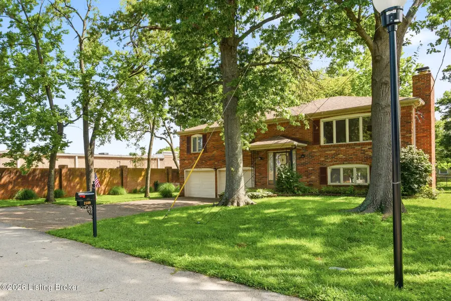2109 Bridlewood Dr, Louisville, KY 40299 - #3