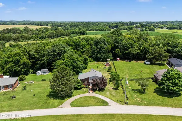 216 Shakeland Dr, Taylorsville, KY 40299