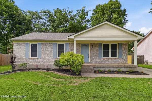 8410 Silver Fox Rd, Louisville, KY 40291