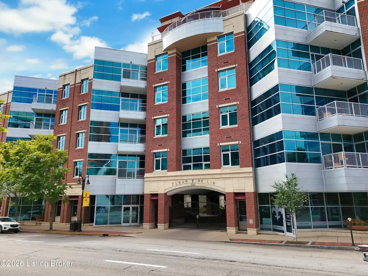 324 E Main St #404, Louisville, KY 40202 - #1