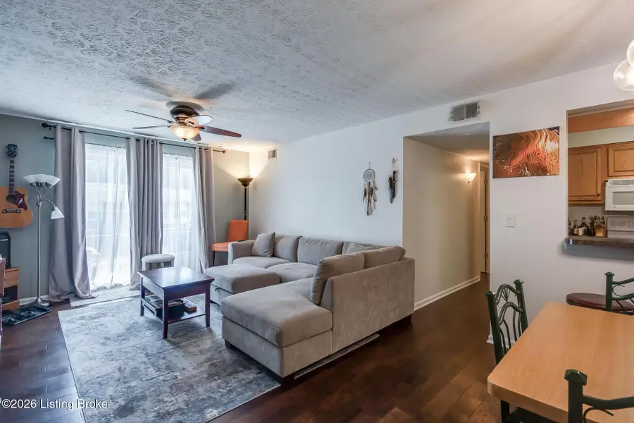1229 Westlynne Way #APT 5, Louisville, KY 40222 - #3