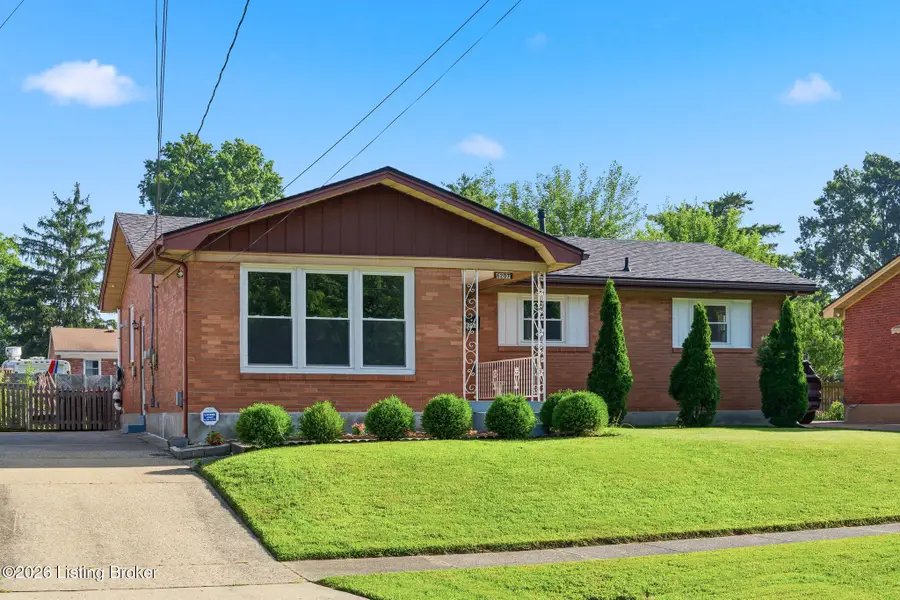 6207 Perma Dr, Louisville, KY 40218 - #3