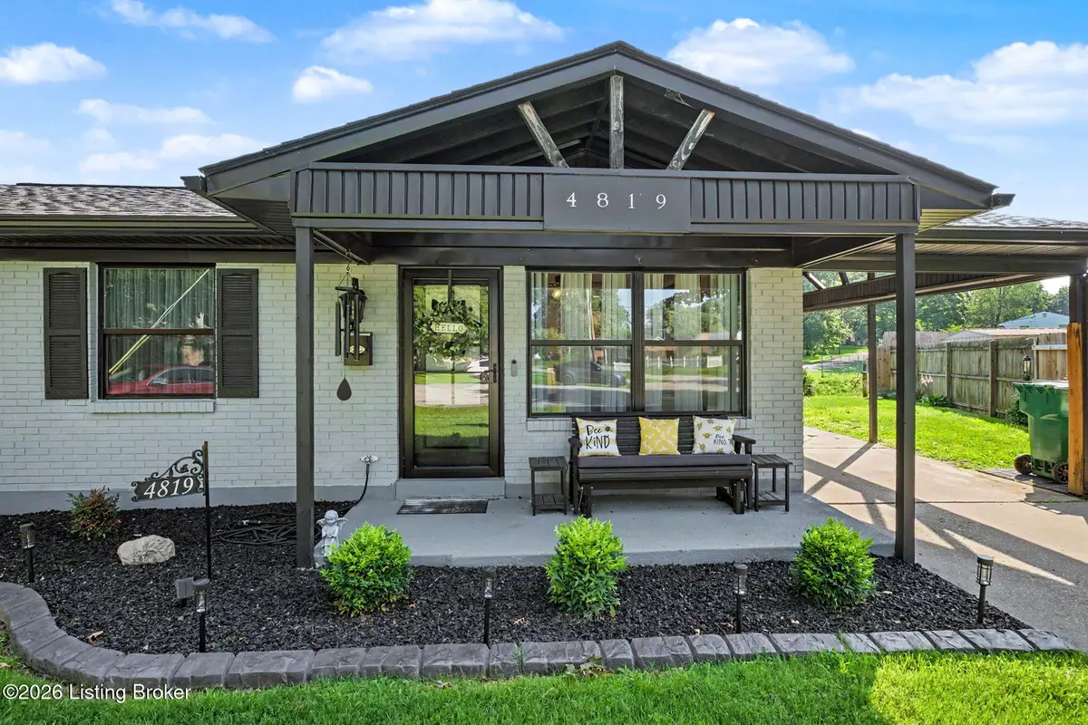 4819 Determine Ln, Louisville, KY 40216 - #1