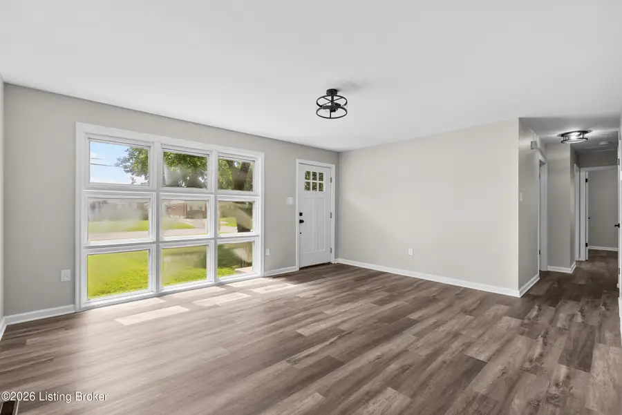 9414 Janna Dr, Louisville, KY 40272 - #2