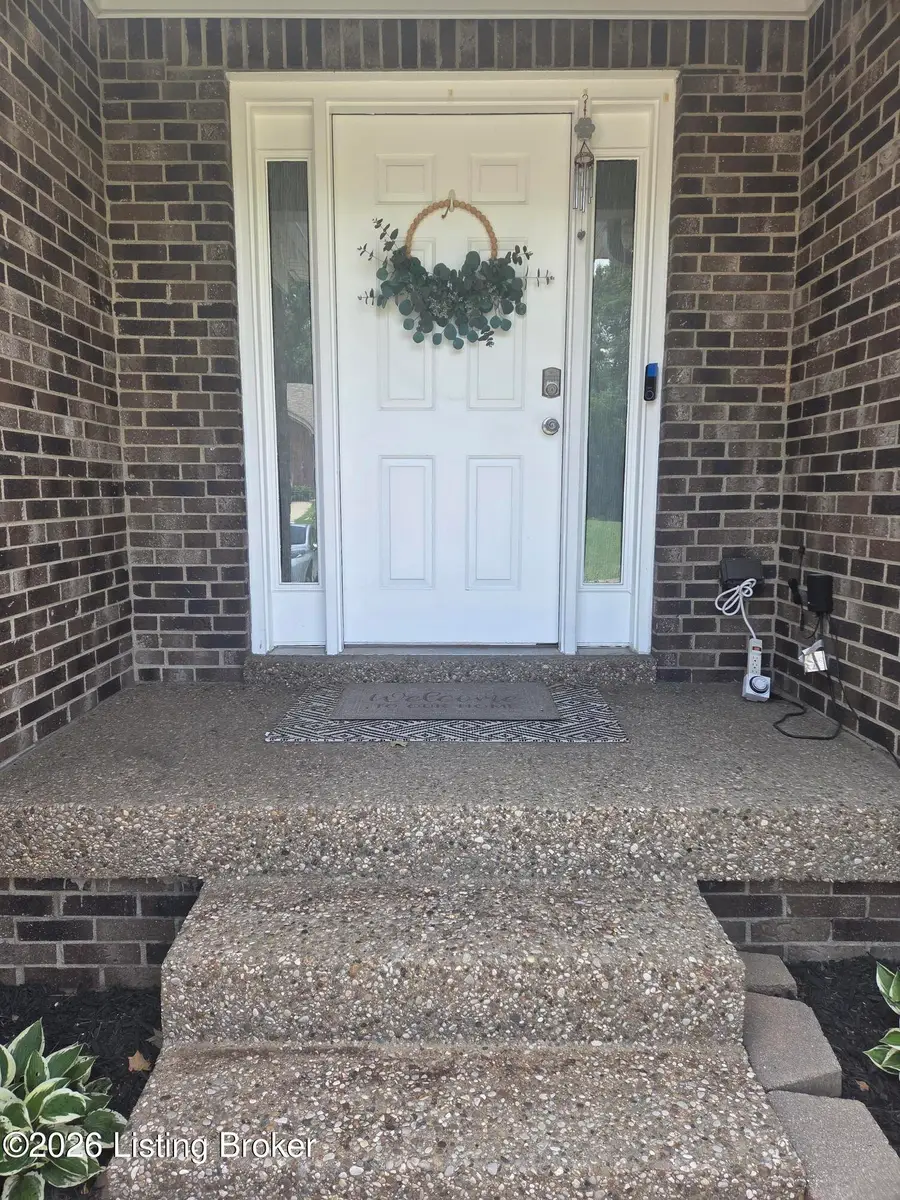 7106 Astin Ct, Louisville, KY 40219 - #3
