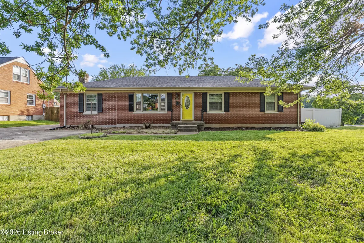 3500 Tyrone Dr, Louisville, KY 40218 - #1