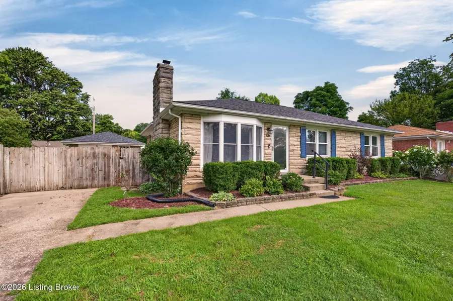 9914 Prairie Dr, Louisville, KY 40272 - #2