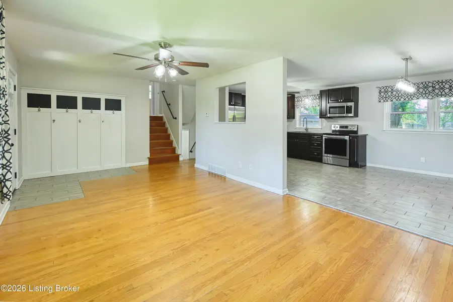 10006 Fern Creek Rd, Louisville, KY 40291 - #3