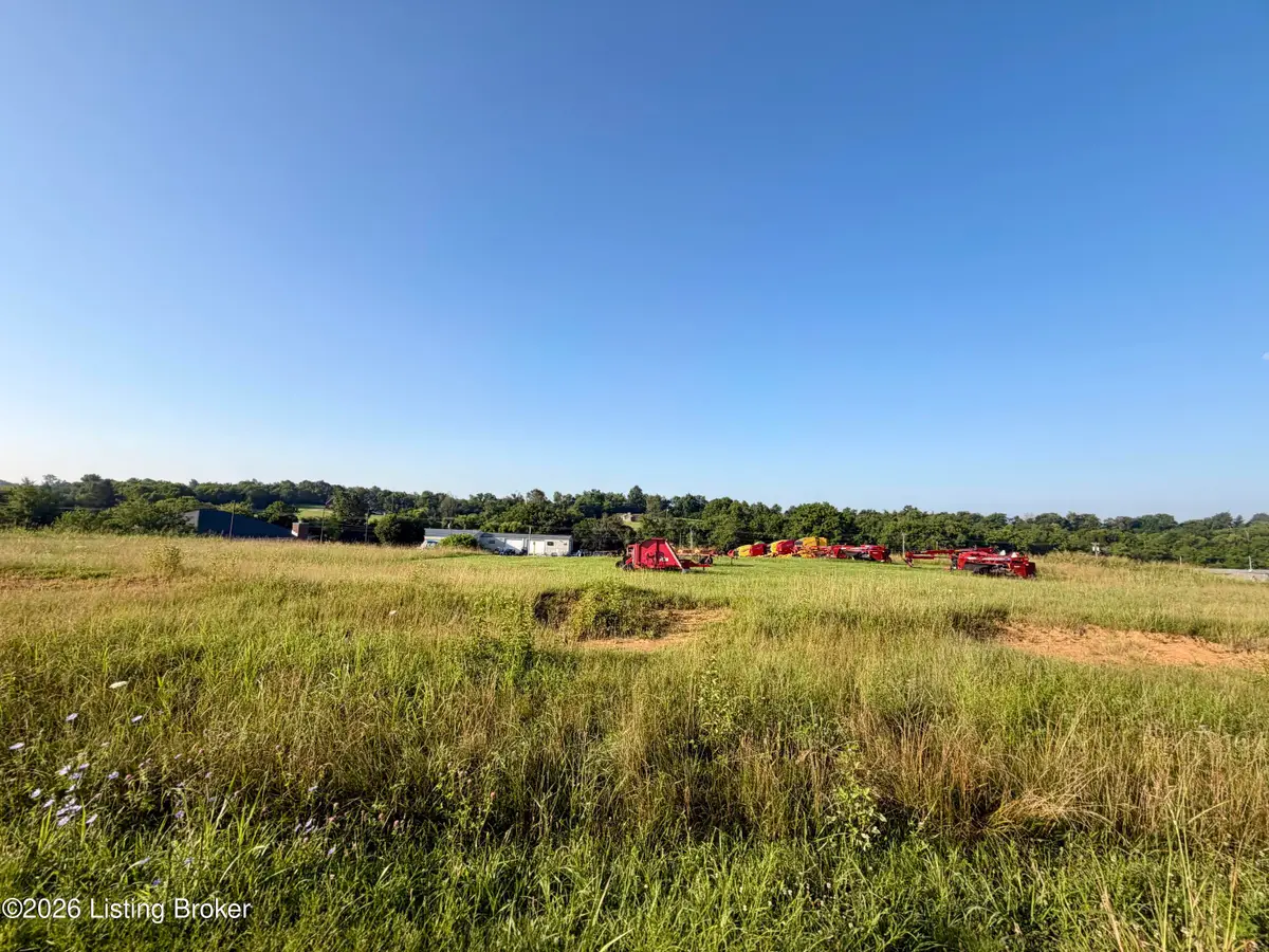1 Lawrenceburg Rd, Bloomfield, KY 40008 - #1