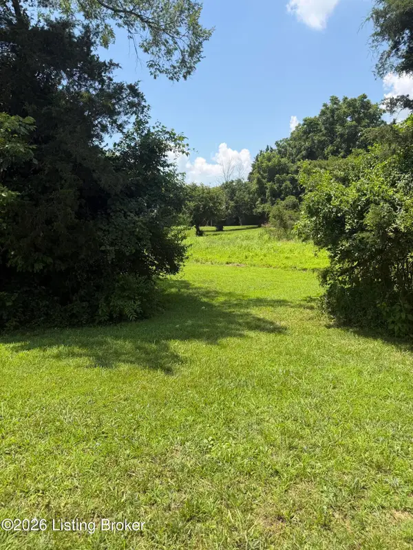 10327 Oak Grove Rd, Louisville, KY 40291