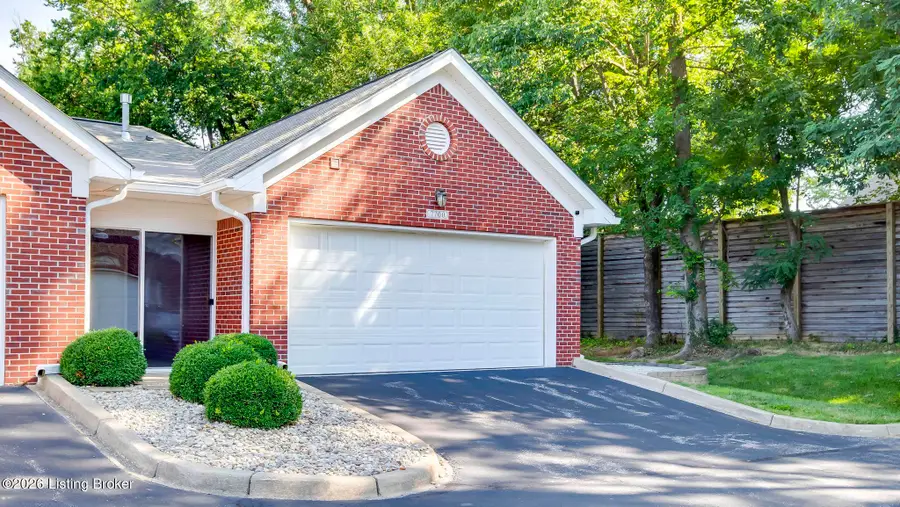 7700 Lazy Creek Ct, Prospect, KY 40059 - #3
