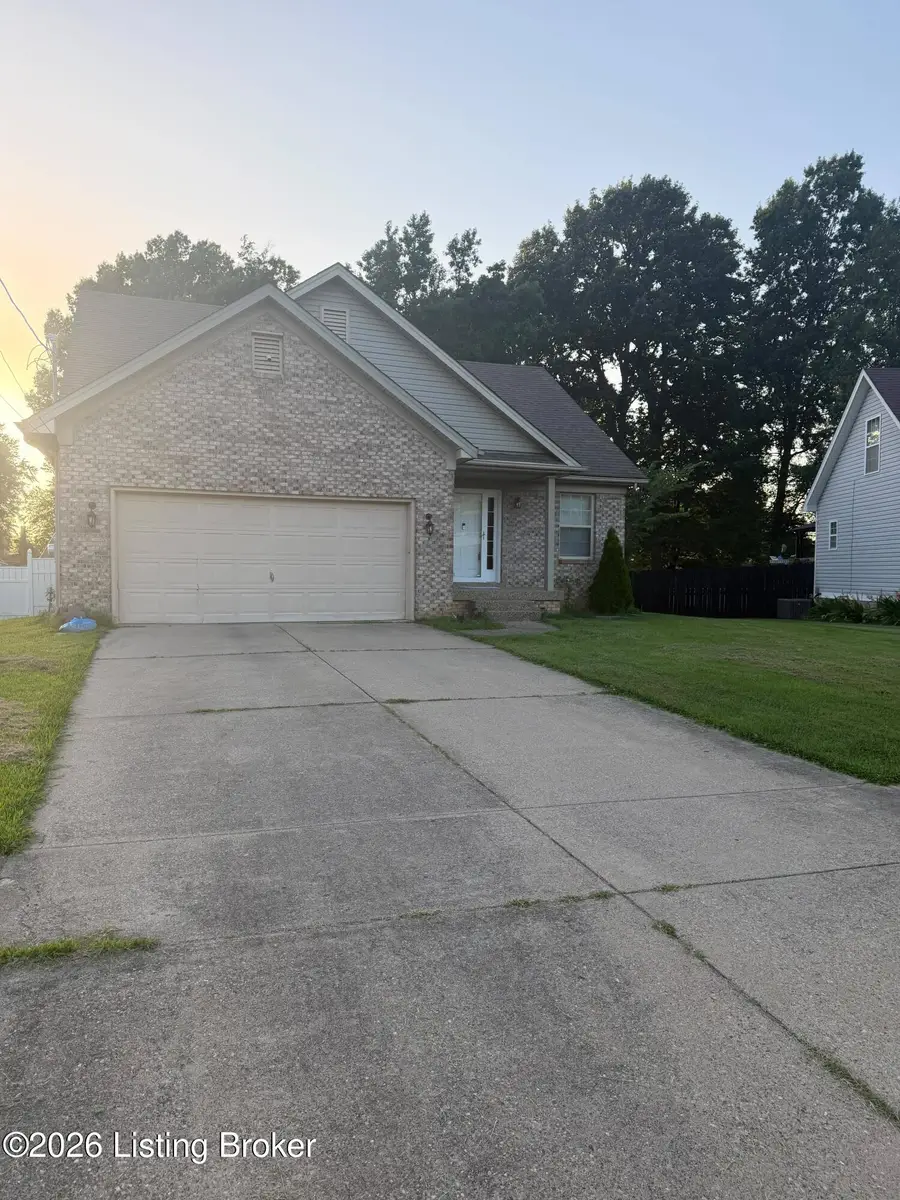 3819 Melda Ln, Louisville, KY 40219 - #2