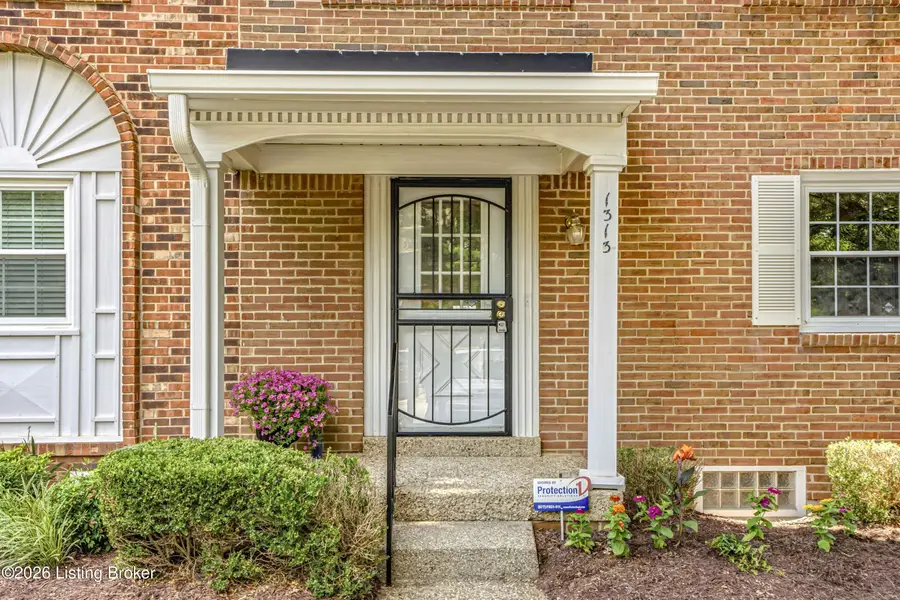1313 Lancaster Pl, Louisville, KY 40222 - #3