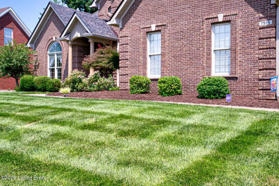 7915 Kendrick Crossing Ln, Louisville, KY 40291 - #3