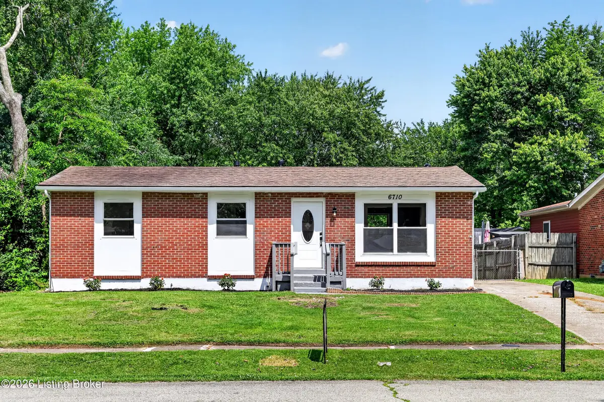 6710 Stana Dr, Louisville, KY 40258 - #1