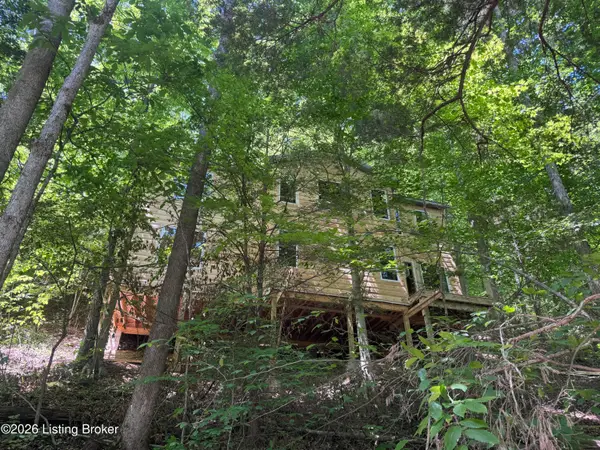 202 Twin Arch Rd, Stanton, KY 40380