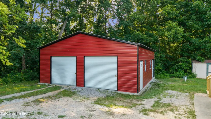 100 Loretta Dr, Taylorsville, KY 40071 - #3