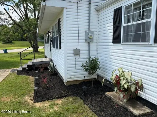 173 Lakeview Dr, Brandenburg, KY 40108 - #2
