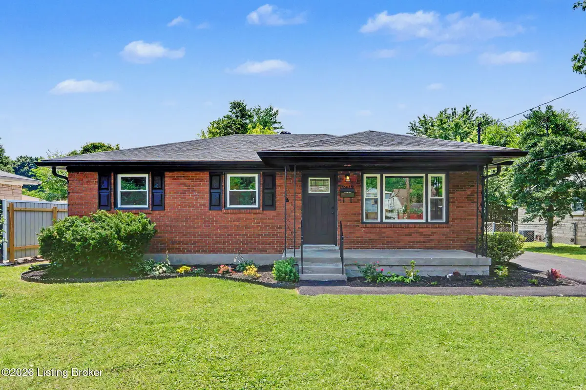 2412 Waco Ct, Louisville, KY 40216 - #1