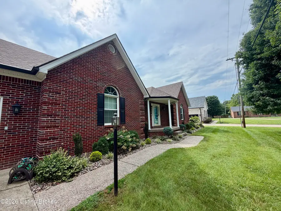 2025 Shannon Dr, Bardstown, KY 40004 - #3